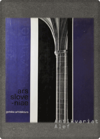 Komelj Gotska arhitektura